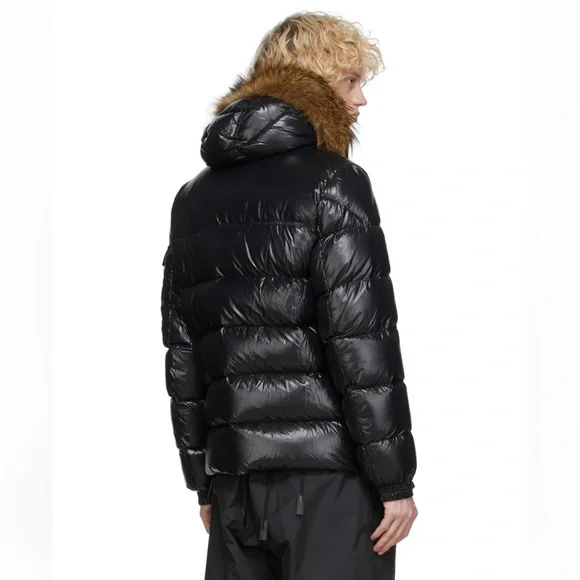 NWOT Moncler Bulgarie Black Pure Goose Down Coat. Size 1-Small. Unisex
